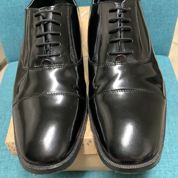 WALK LONDON Alex Oxford Toe Cap Shoe - Picture 16 of 16